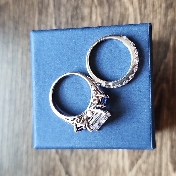 Size 5 Bradford Exchange Bridal Set - Picture 6 of 10